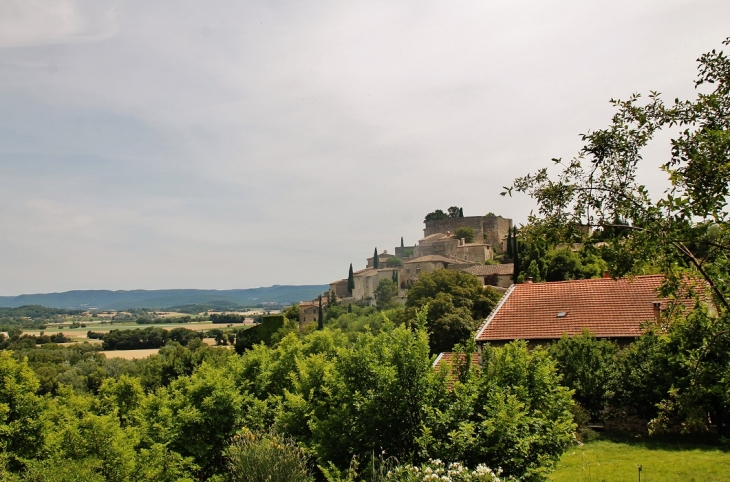 Le Village - La Laupie