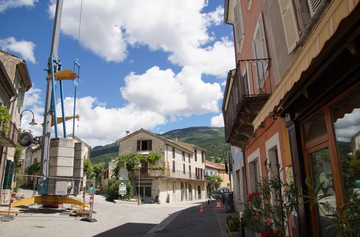 La Commune - La Motte-Chalancon