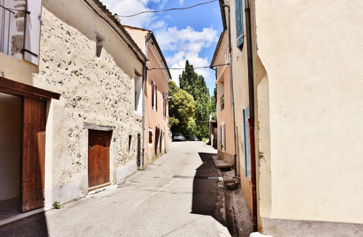 La Commune - La Motte-Chalancon