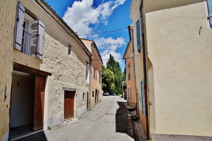 La Commune - La Motte-Chalancon