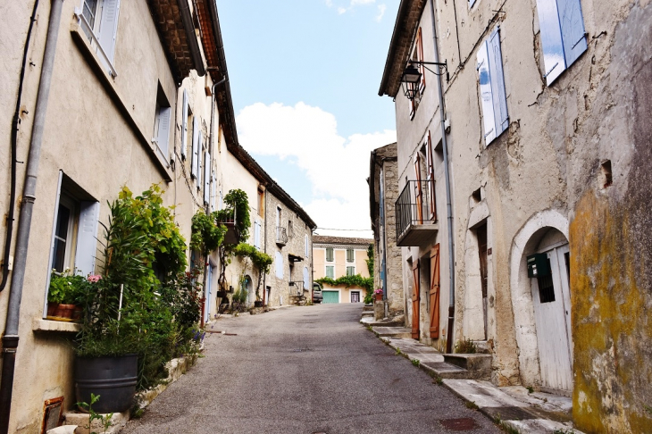 La Commune - La Motte-Chalancon