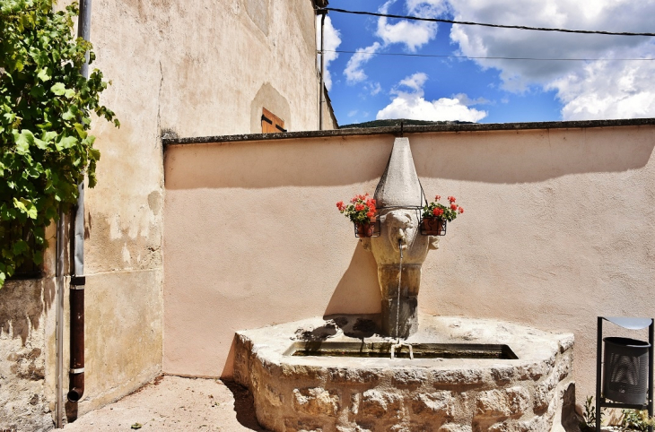 Fontaine - La Motte-Chalancon