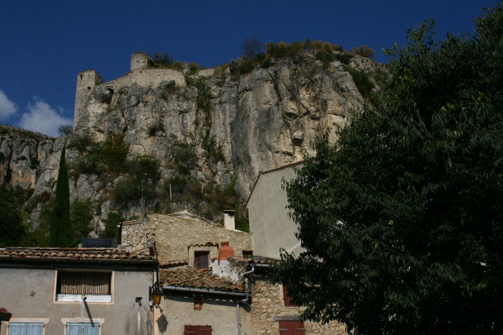  - La Roche-sur-le-Buis