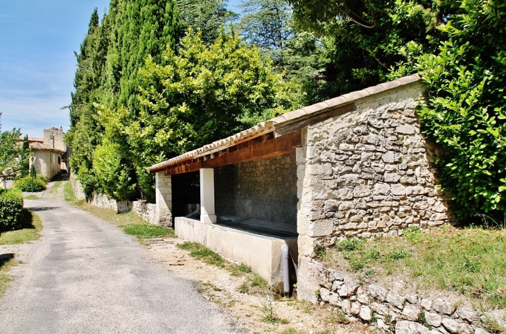 Le Lavoir - Le Poët-Laval