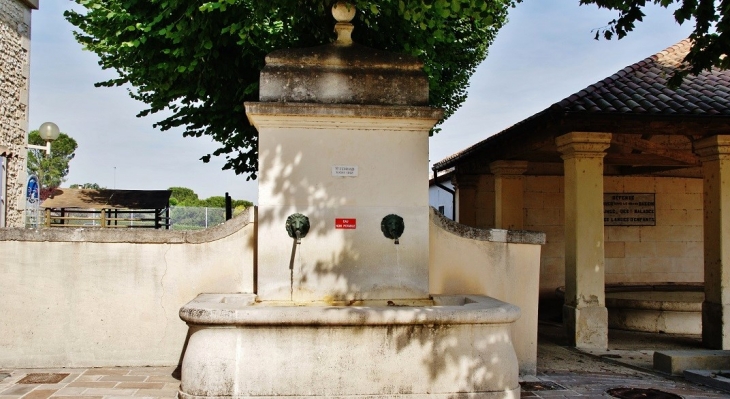 Fontaine - Les Granges-Gontardes