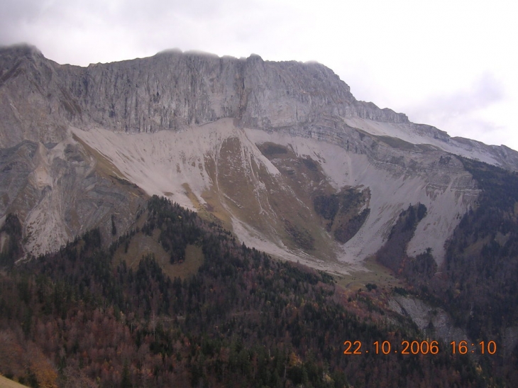 Moujiou vu depuis le fleyrard - Lus-la-Croix-Haute