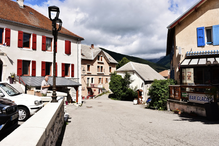 La Commune - Lus-la-Croix-Haute