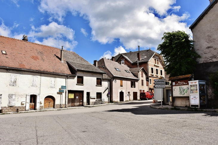 La Commune - Lus-la-Croix-Haute