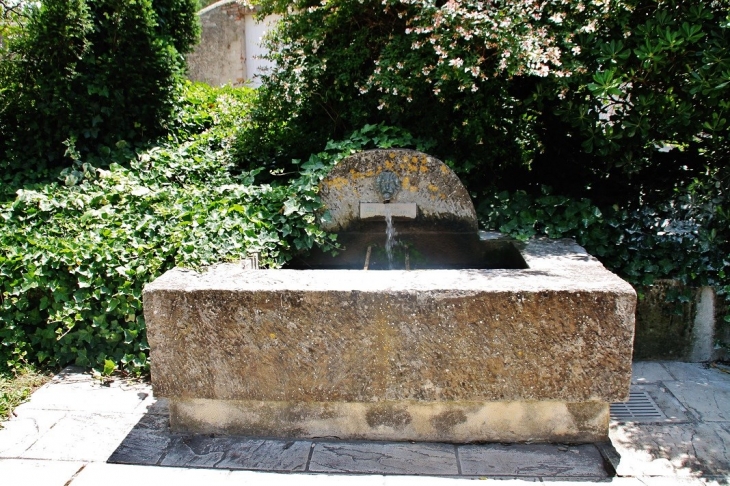 Fontaine - Malataverne