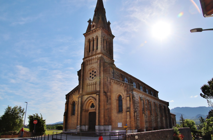 <<<-église St Barthelemy - Marches