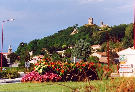 Entrée du Village - Mercurol