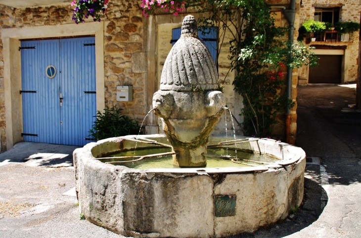 La Fontaine - Mirabel-aux-Baronnies