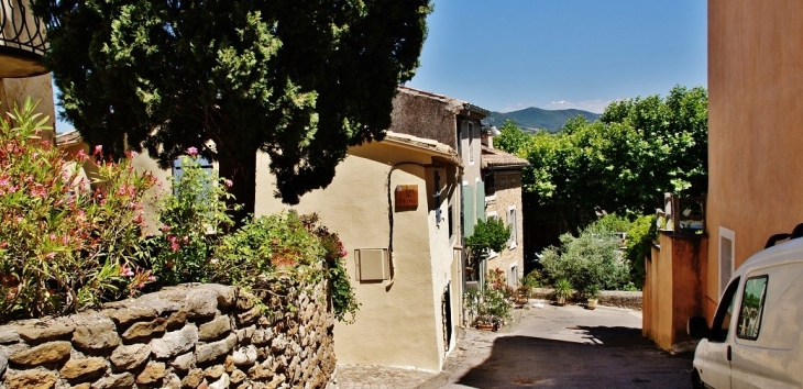 Le Village - Mirabel-aux-Baronnies