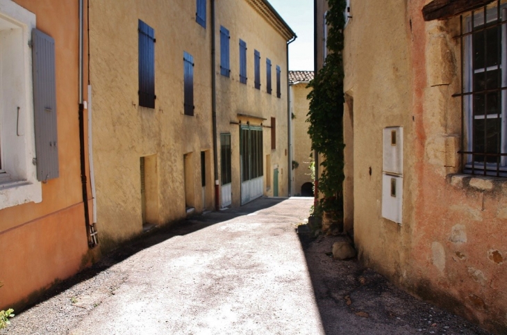 Le Village - Mirabel-aux-Baronnies