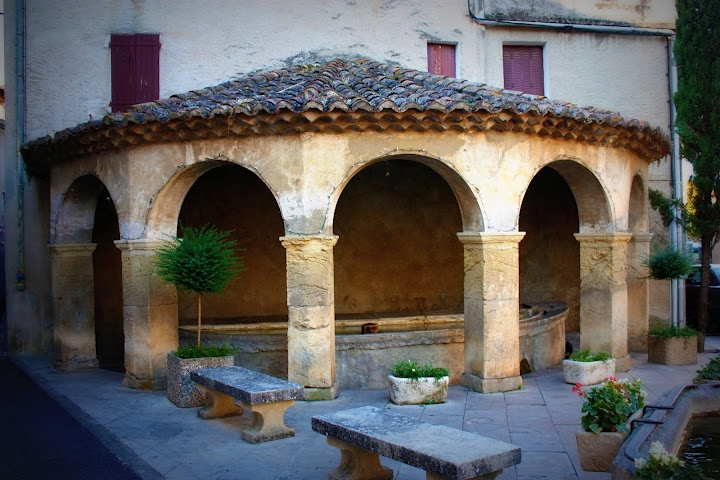 Lavoir de Mollans sur Ouvèze - Mollans-sur-Ouvèze