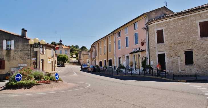 Le Village - Montségur-sur-Lauzon