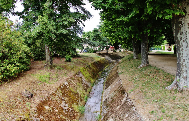 La Commune - Montvendre