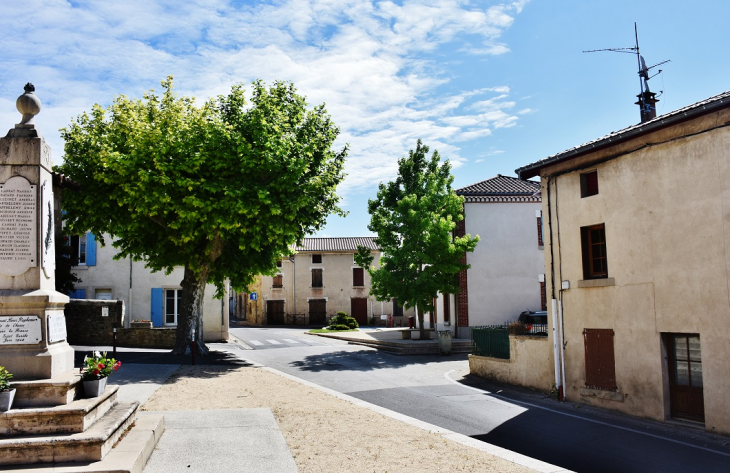 La Commune - Mours-Saint-Eusèbe