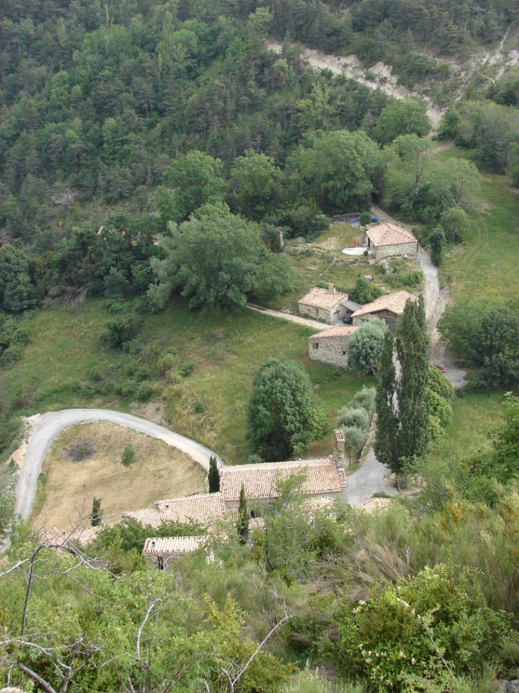 Une vue du village - Pommerol