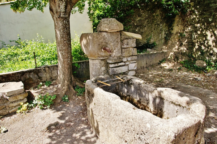 Fontaine - Pontaix