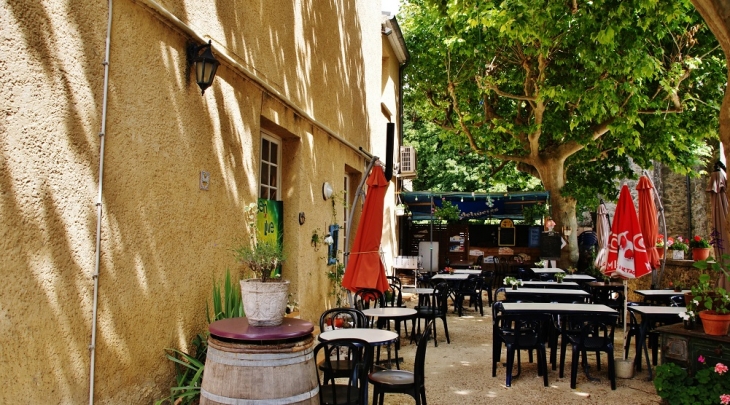 Le Village - Puy-Saint-Martin