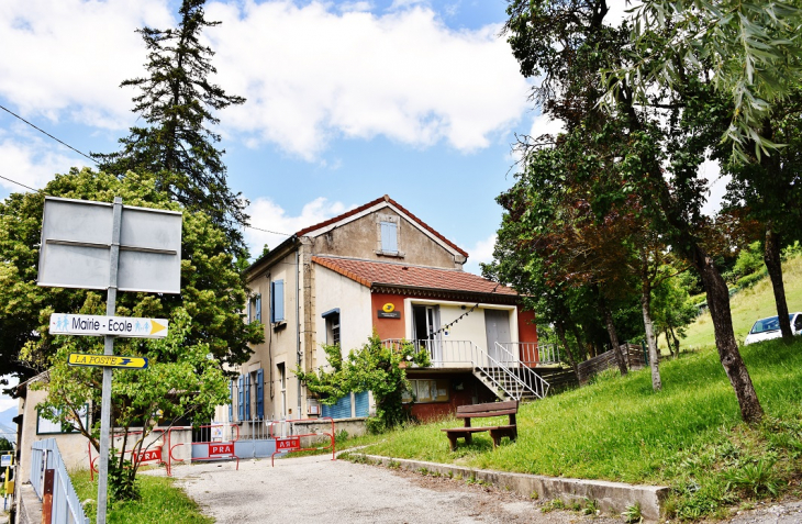 La Commune - Recoubeau-Jansac