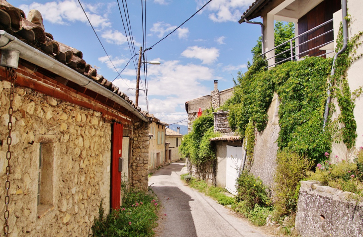 La Commune - Recoubeau-Jansac