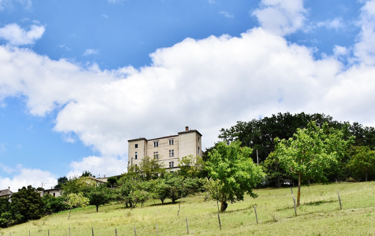 La Commune - Recoubeau-Jansac