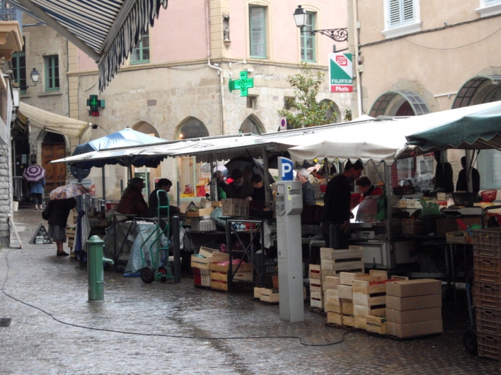 Le Marché place maurice faure - Romans-sur-Isère