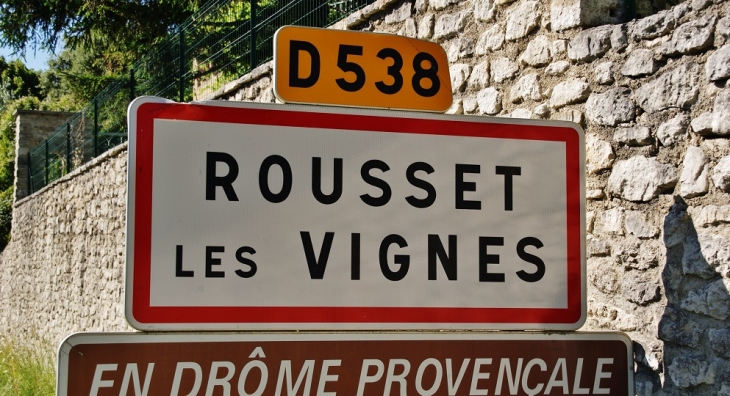  - Rousset-les-Vignes