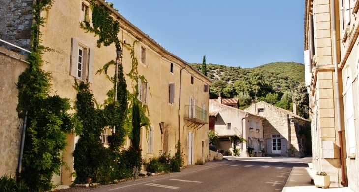 Le Village - Rousset-les-Vignes