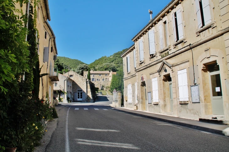 Le Village - Rousset-les-Vignes