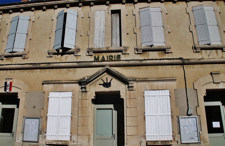 La Mairie - Rousset-les-Vignes