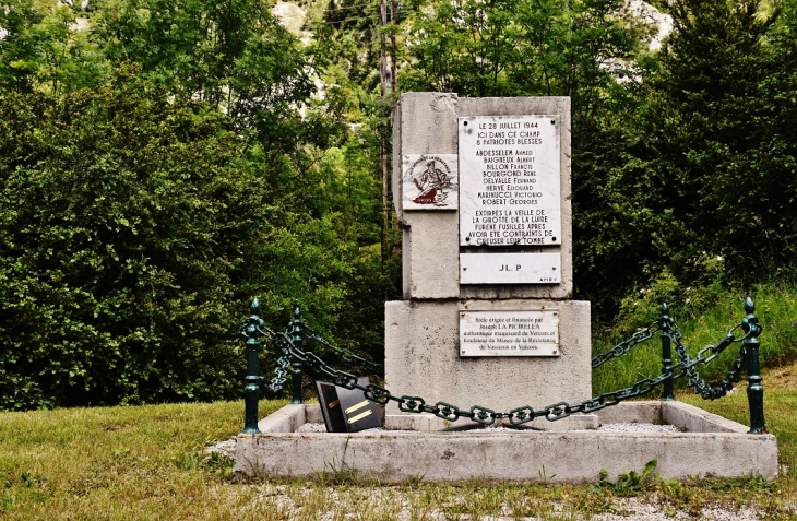 Rousset en Vercors ( Mémorial ) - Saint-Agnan-en-Vercors