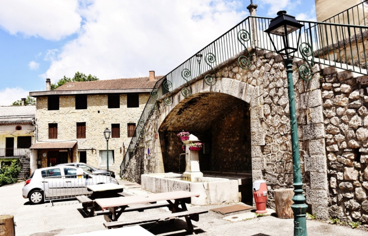 Fontaine et Lavoir - Saint-Agnan-en-Vercors