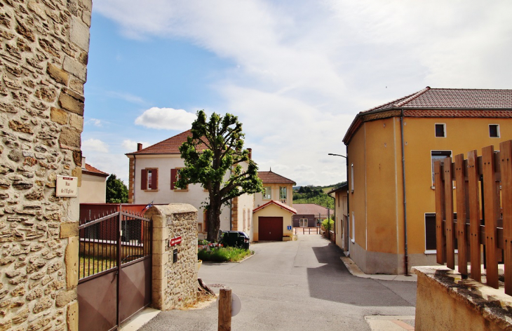 La Commune - Saint-Avit