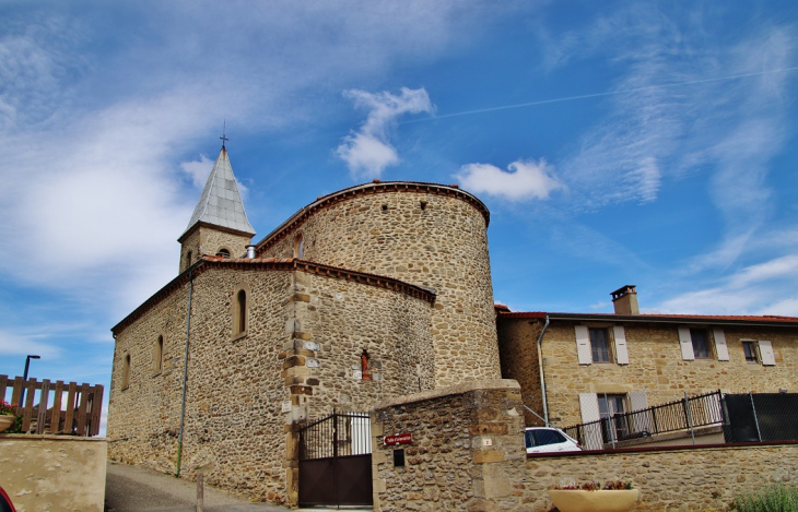 <-église Saint-Avit