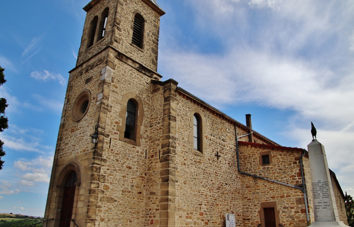 <-église Saint-Avit