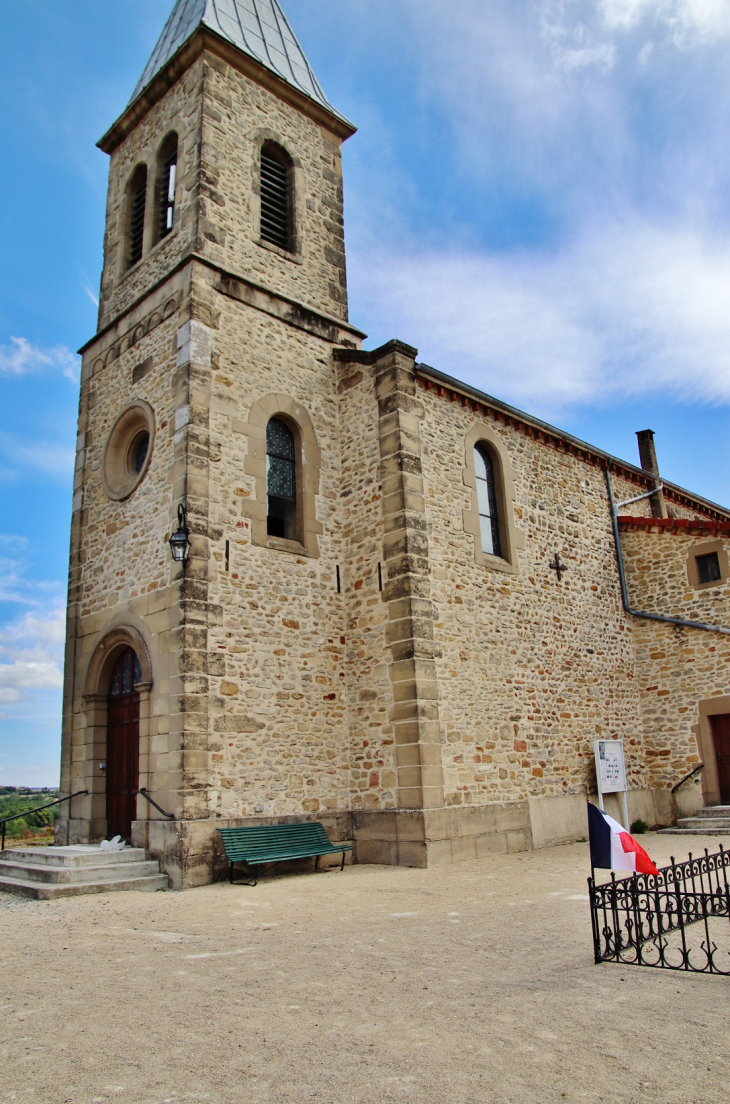 <-église Saint-Avit