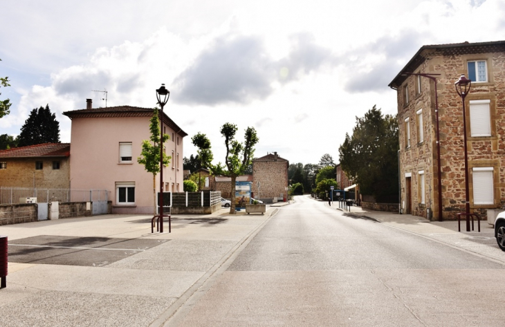 La Commune - Saint-Barthélemy-de-Vals