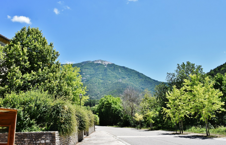 La Commune - Saint-Julien-en-Quint