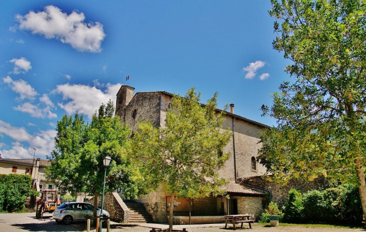 Le Temple - Saint-Julien-en-Quint