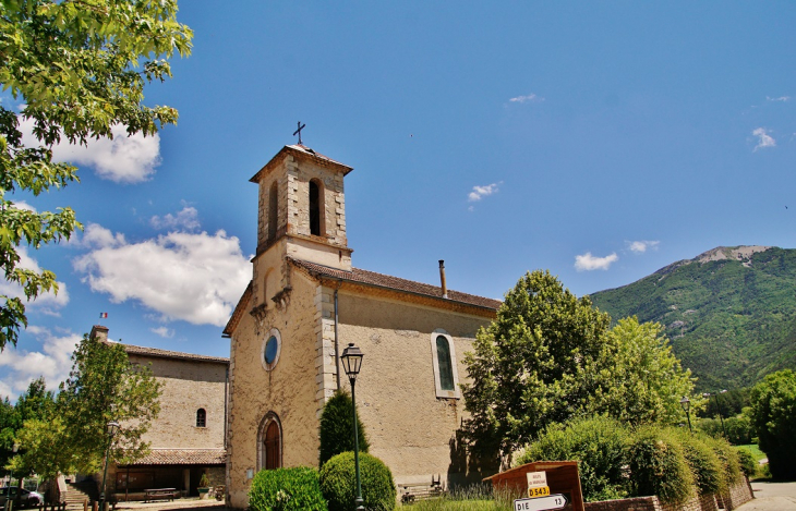 <<église Saint-Julien - Saint-Julien-en-Quint