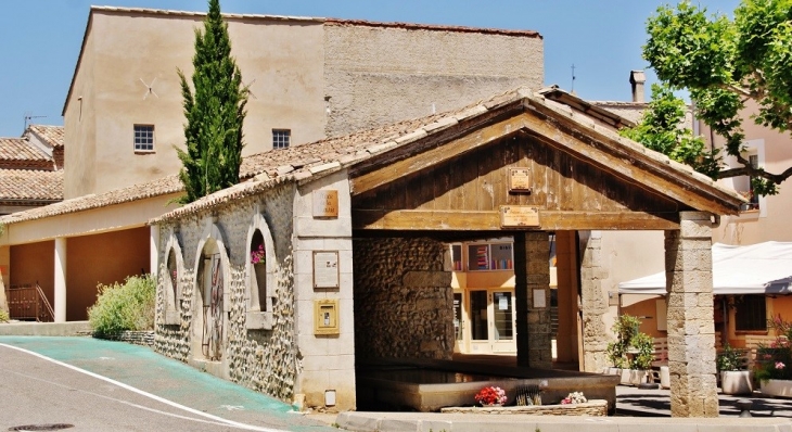 Le Lavoir - Saint-Maurice-sur-Eygues