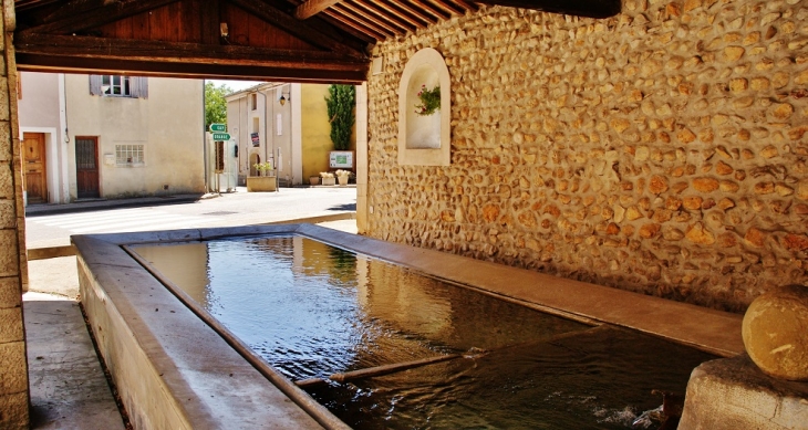 Le Lavoir - Saint-Maurice-sur-Eygues