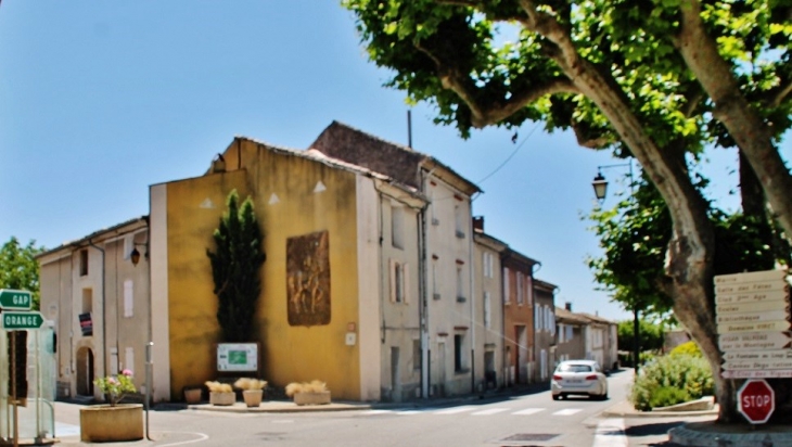 Le Village - Saint-Maurice-sur-Eygues