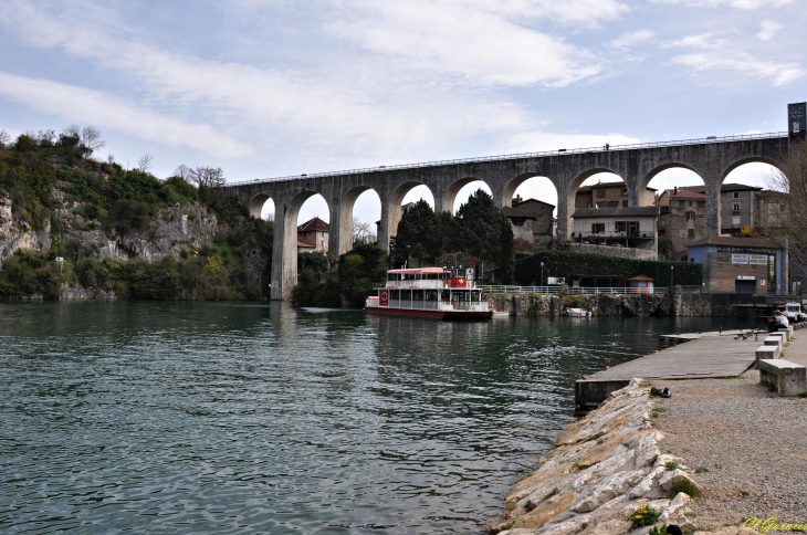 Aqueduc - Saint-Nazaire-en-Royans