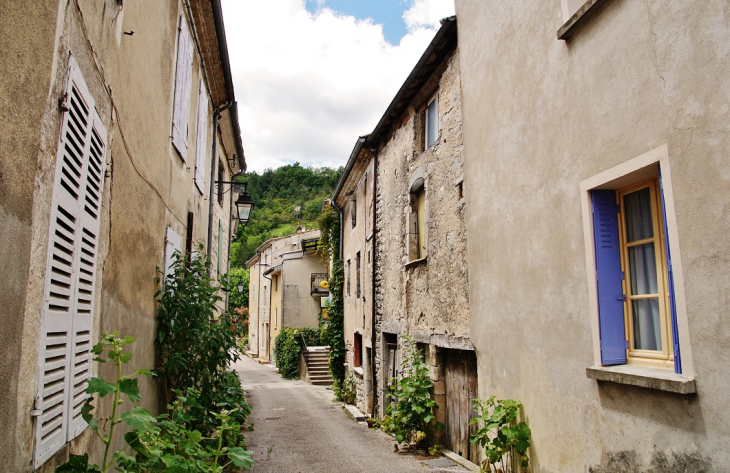 La Commune - Saint-Nazaire-le-Désert