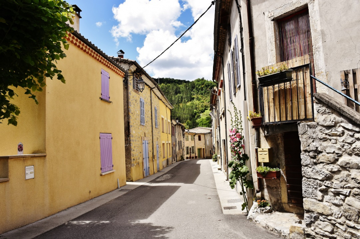 La Commune - Saint-Nazaire-le-Désert