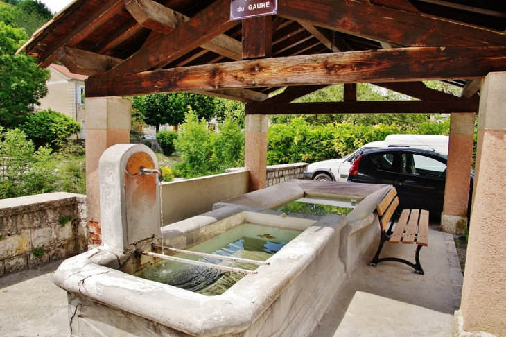 Lavoir - Saint-Nazaire-le-Désert